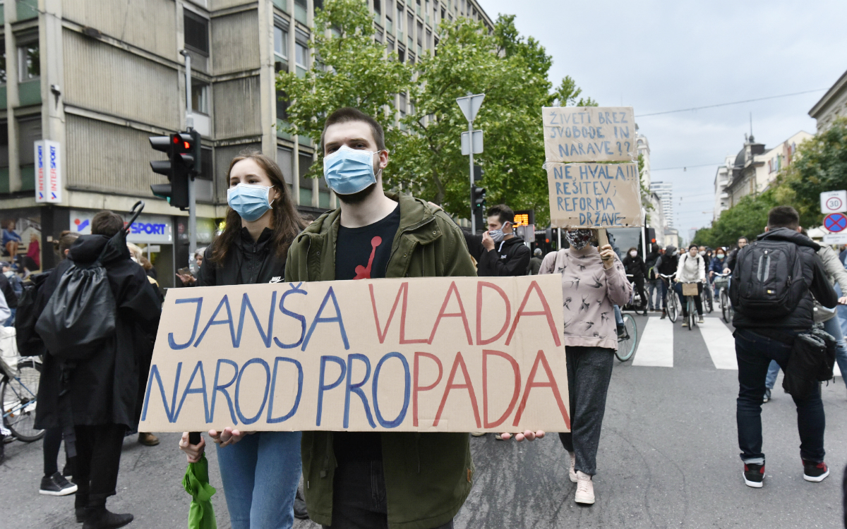 Large ljubljana protest ziga zivulovic jr