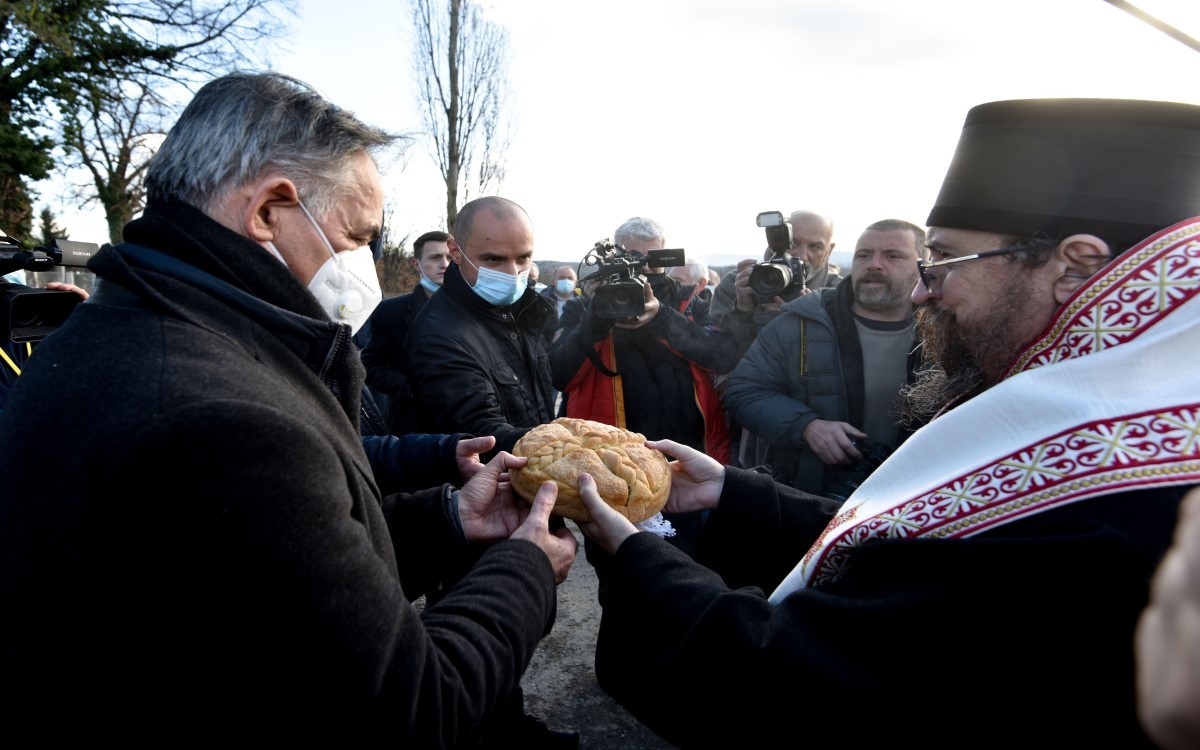 Large pupovac petrinja