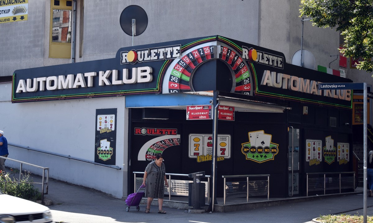 Large automat klub sandra simunovi%c3%a5