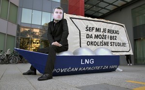 Small lng