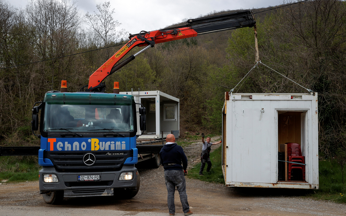 Large kosovo