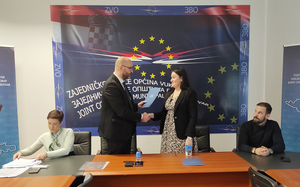 Small informator kapitalne   %c4%87irilica