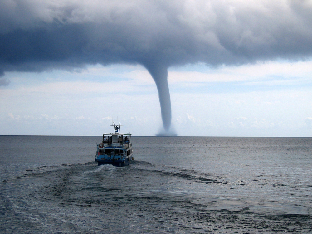 Large 1tornado