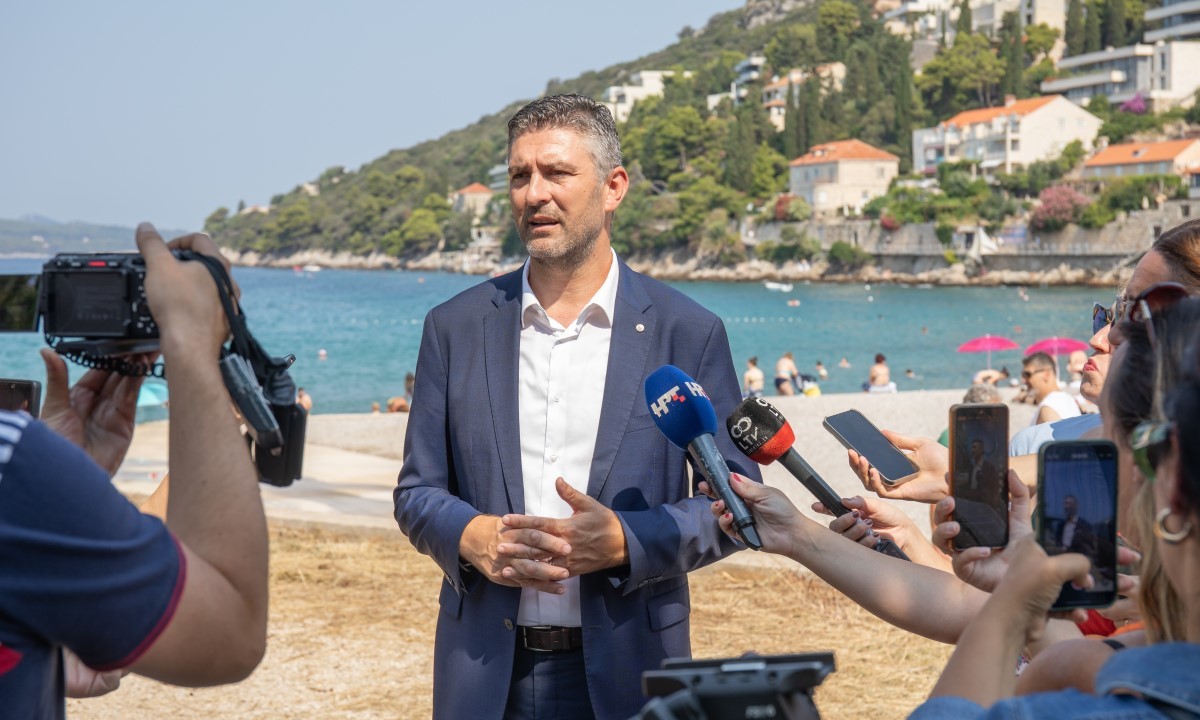 Large frankovic
