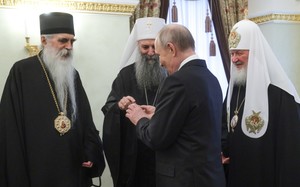 Small putin tass