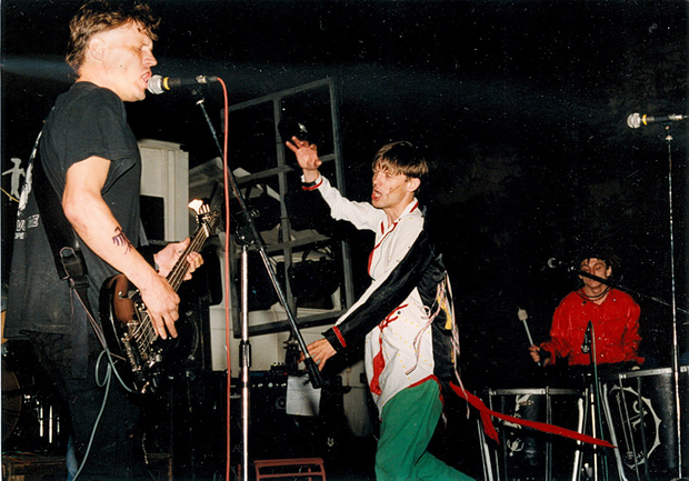 Vágtázó Halottkémek na koncertu 1987. (Foto: Wikimedia Commons)