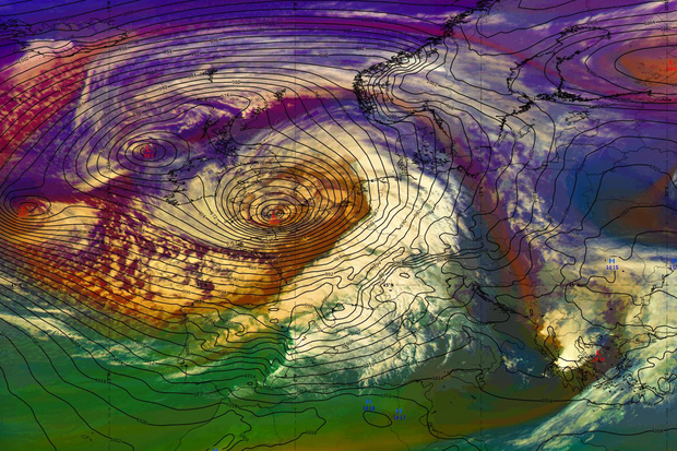 Ciklona Ciarán – pogled sa satelita EUMETSAT (Izvor: EUMeTrain, podaci o tlaku ECMWF)